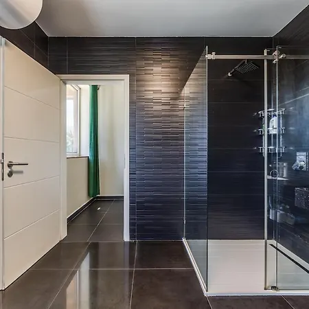 Fllad E Vale Luxury Private Pool By Pikhost Villa *