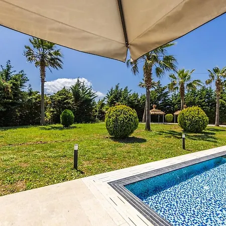 Fllad E Vale Luxury Private Pool By Pikhost *