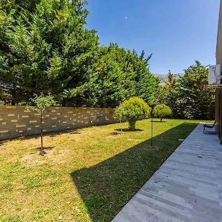 ヴィラ Fllad E Vale Luxury Private Pool By Pikhost Trajas